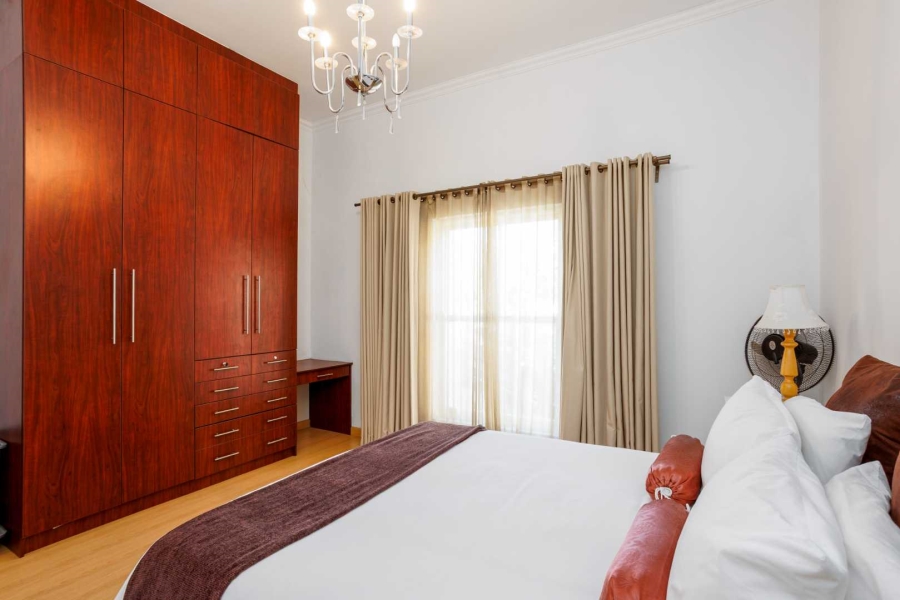 To Let 4 Bedroom Property for Rent in Val De Vie Estate Western Cape